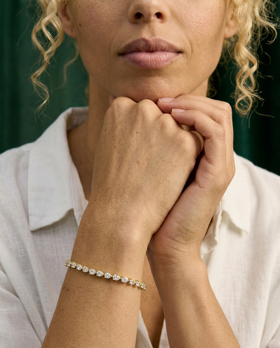 Seraphina 14k Gold Pear Drop Bracelet