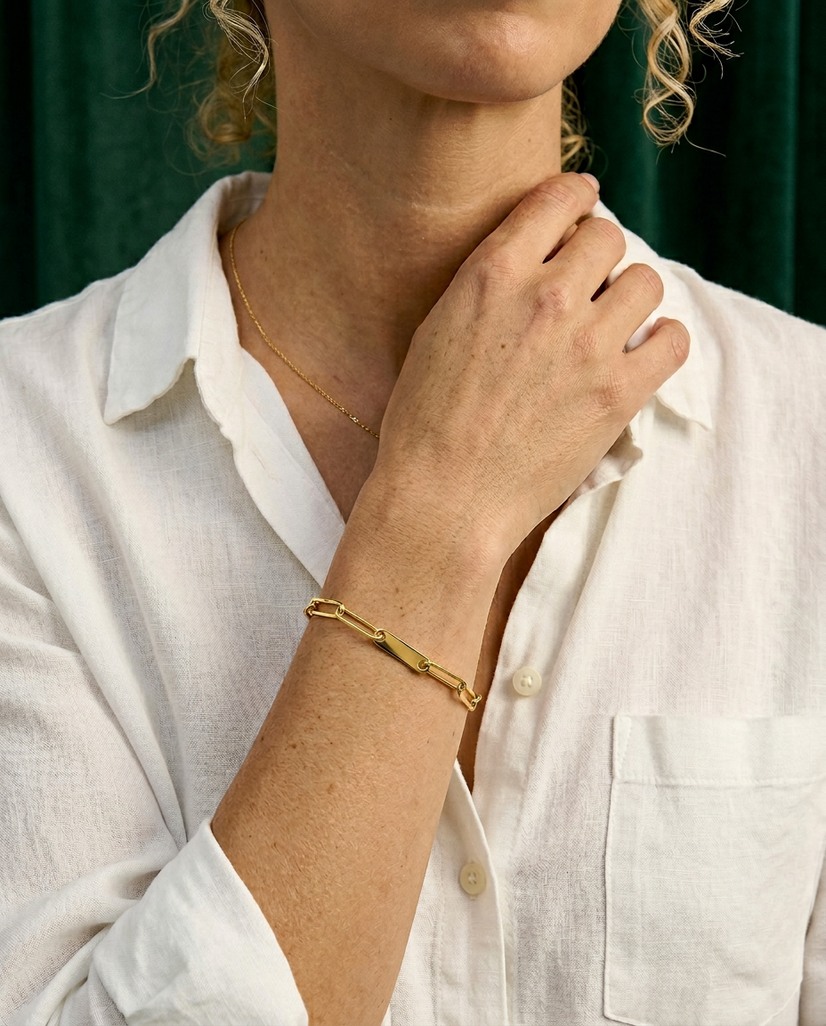 Vinca 14k Gold Link Bar Bracelet