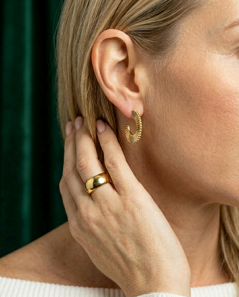 Honeysuckle 14k Gold Twisted Huggies