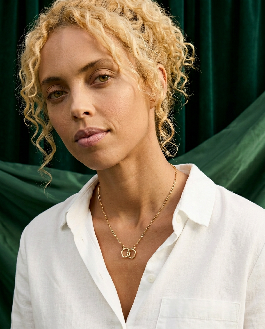 Lily 14K Yellow Gold Interlocking Ovals Necklace