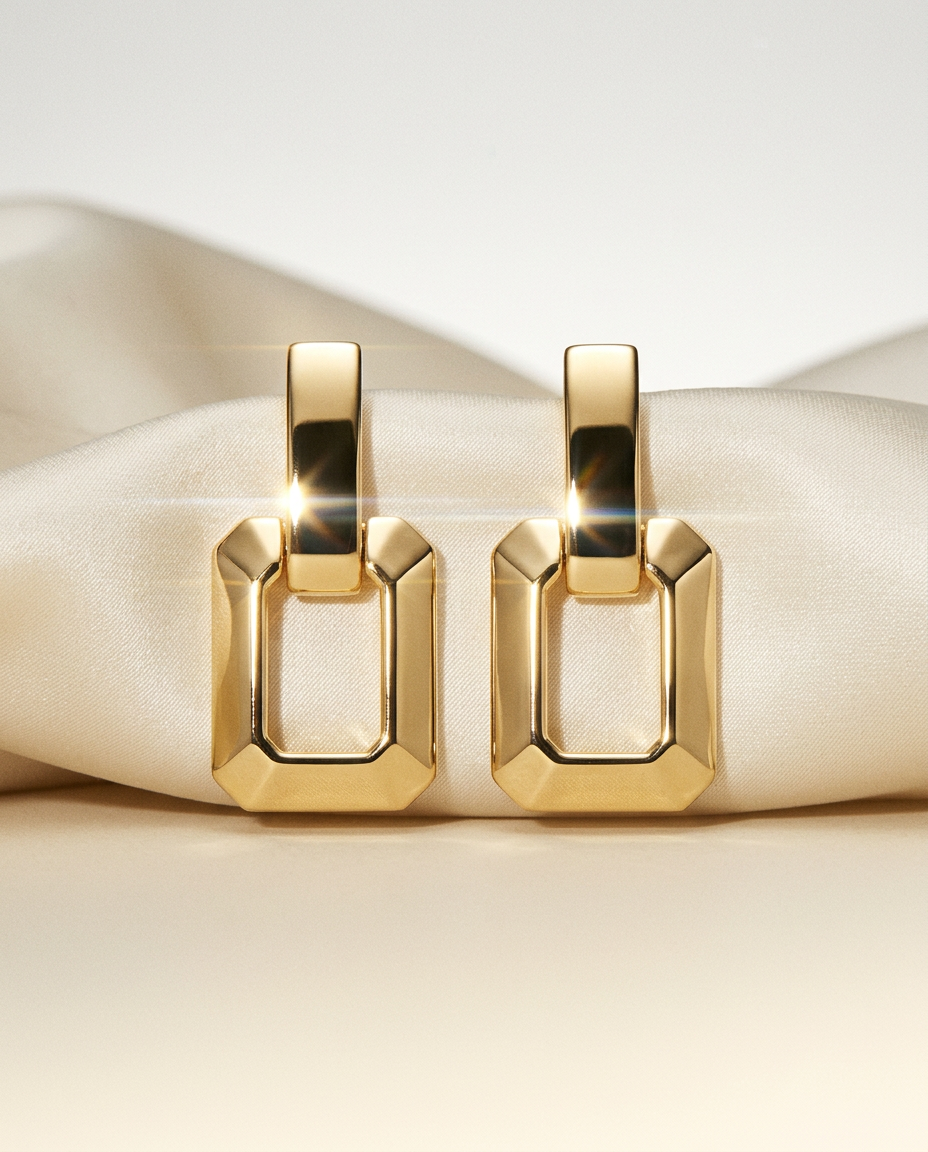 Clematis 14k Gold Square Halo Studs