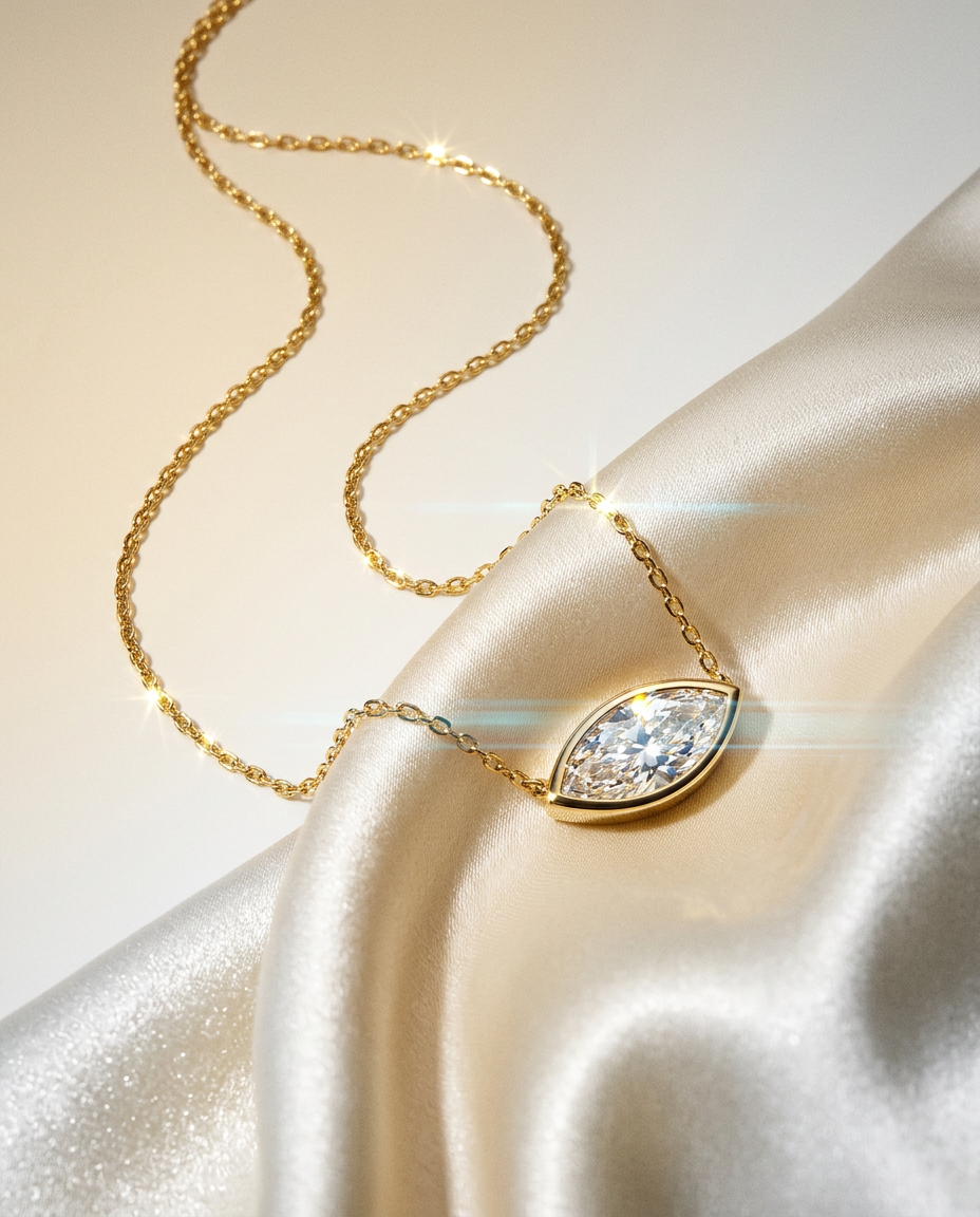 Regina 14k Gold Diamond Necklace