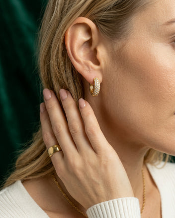 Alyssum 14k Gold Pavé Huggies